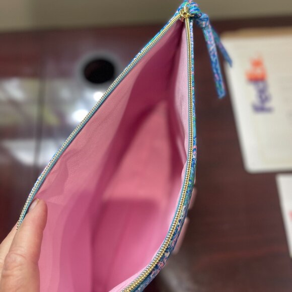 Lilly Pullitzer purse / make-up bag / jewelry bag - Picture 4 of 4